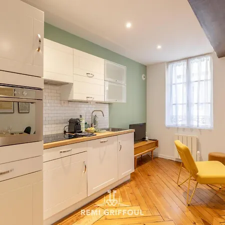 Апартаменты Le Bois Bleu - 1st Floor - Center